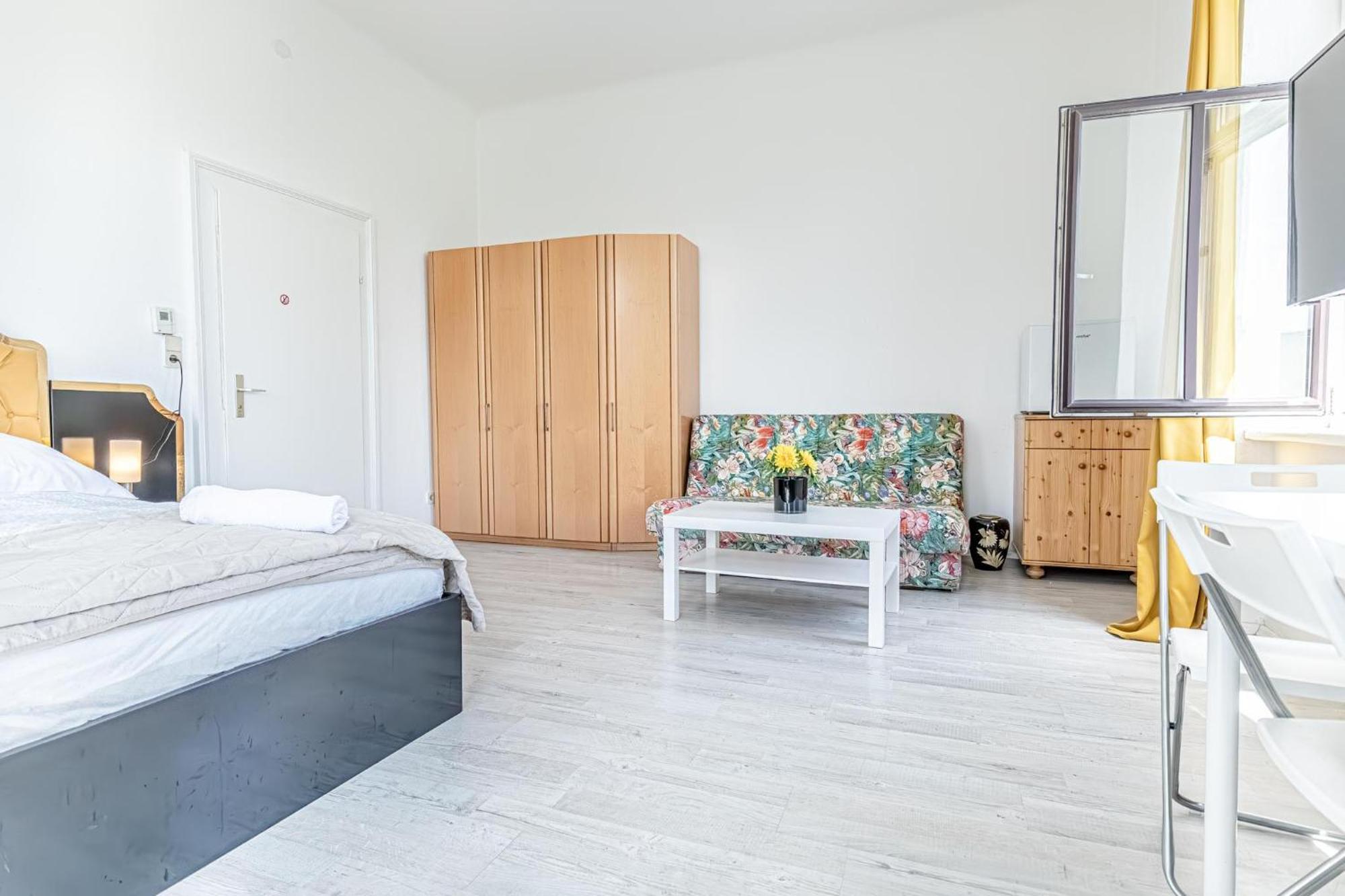 Comfy 3Br Shared Apartment - U6 Subway, Danube & Millenium City Vienne Extérieur photo